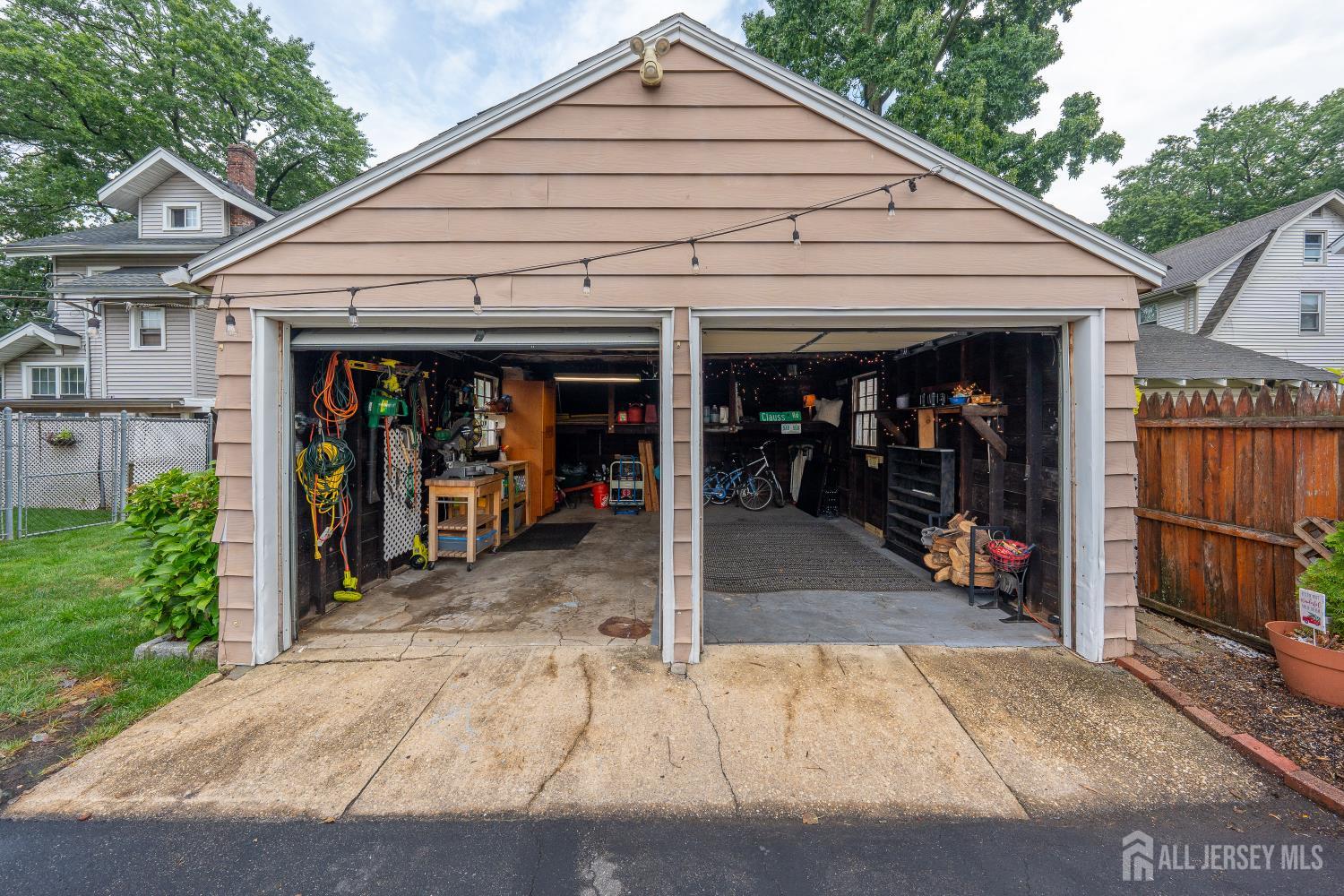 719 Locust Street Roselle Park NJ 07204