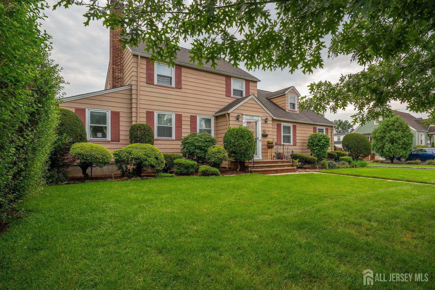 719 Locust Street Roselle Park NJ 07204