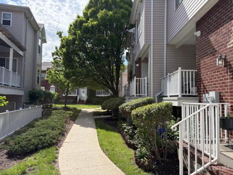 502 Great Beds Court Perth Amboy NJ 08861
