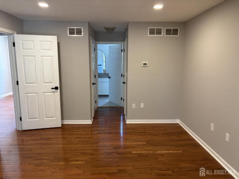 502 Great Beds Court Perth Amboy NJ 08861