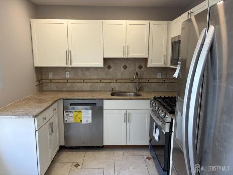 502 Great Beds Court Perth Amboy NJ 08861