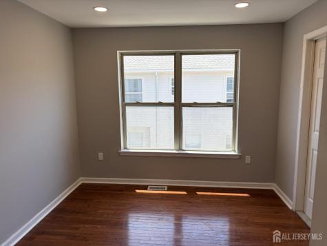 502 Great Beds Court Perth Amboy NJ 08861
