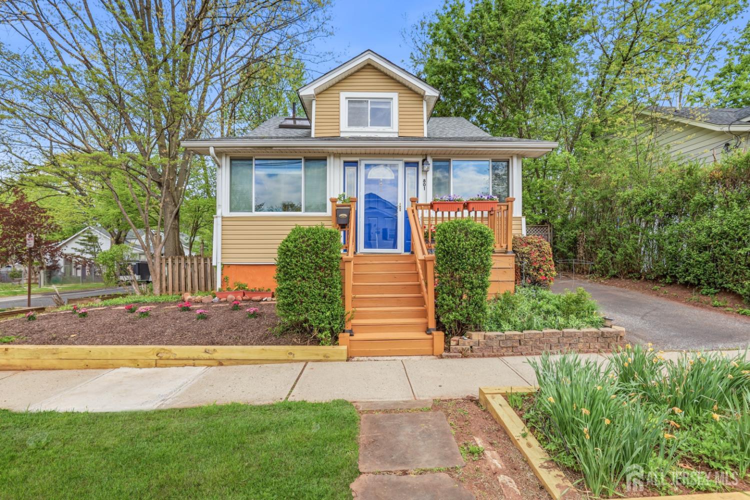 801 Eden Avenue Highland Park NJ 08904