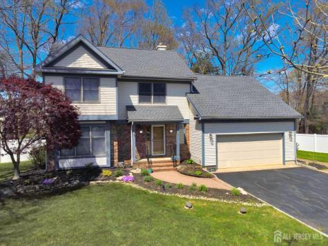 27 Oakland Road Old Bridge NJ 08857