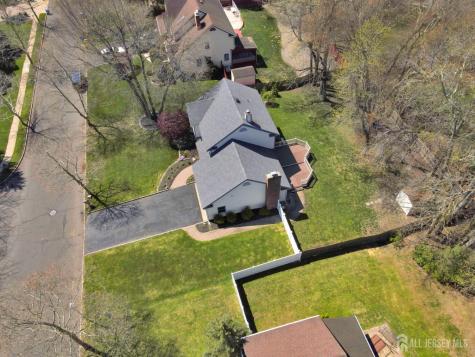 27 Oakland Road Old Bridge NJ 08857