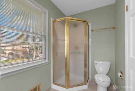 27 Oakland Road Old Bridge NJ 08857