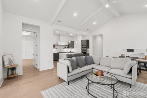 43 Brewer Way Plainsboro NJ 08536