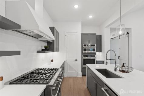 43 Brewer Way Plainsboro NJ 08536