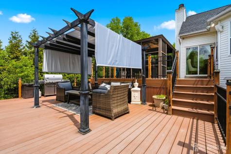 32 Scott Drive Monroe NJ 08831