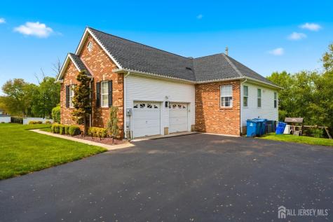 32 Scott Drive Monroe NJ 08831