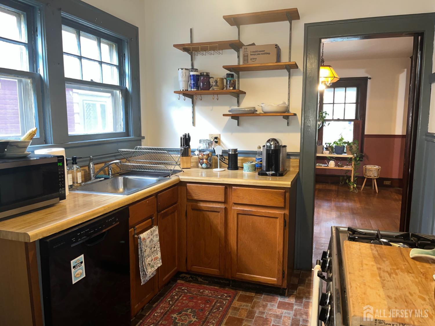 105 N 2nd Avenue Highland Park NJ 08904