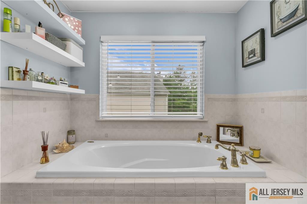26 Carrington Court Old Bridge NJ 07747