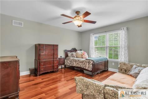 26 Carrington Court Old Bridge NJ 07747