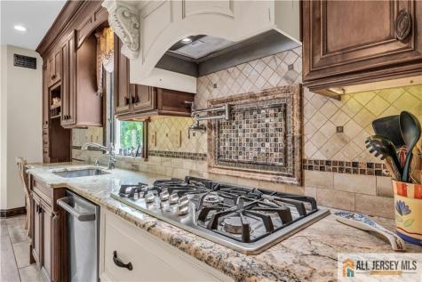 26 Carrington Court Old Bridge NJ 07747