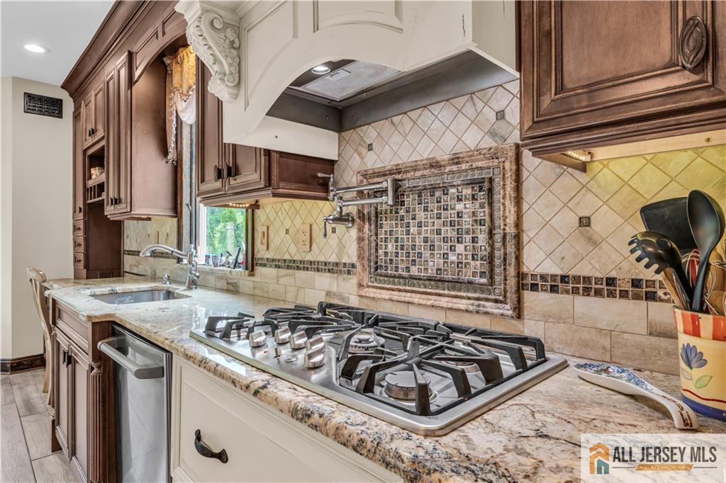 26 Carrington Court Old Bridge NJ 07747
