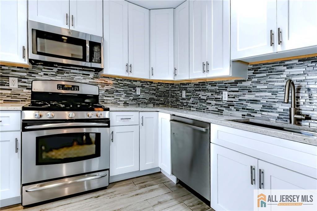 131 Adamecs Way South Amboy NJ 08879