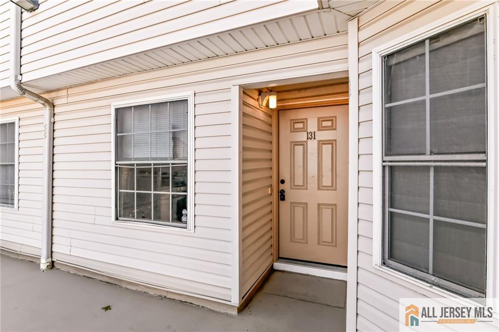 131 Adamecs Way South Amboy NJ 08879