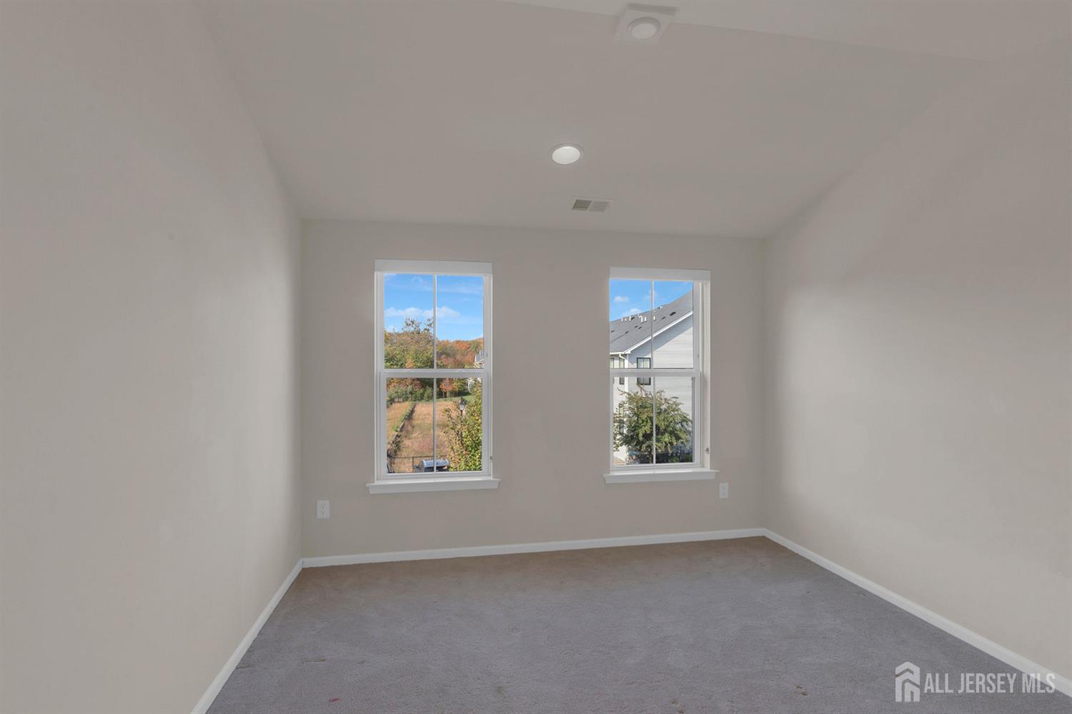 29 Beachwood Drive Monroe NJ 08831