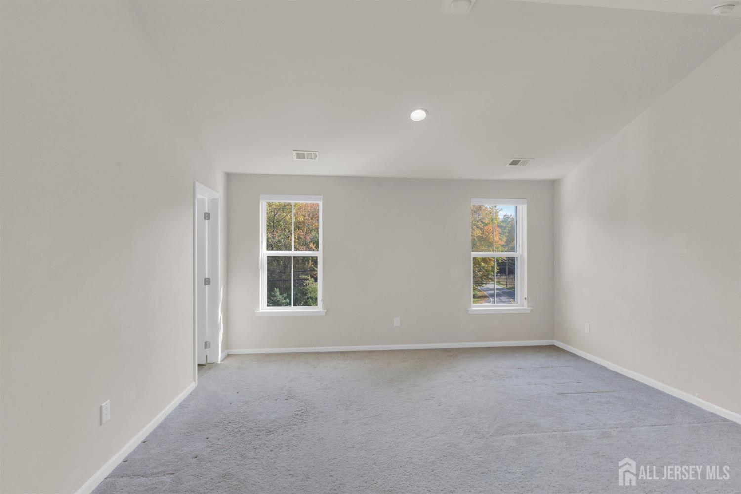 29 Beachwood Drive Monroe NJ 08831