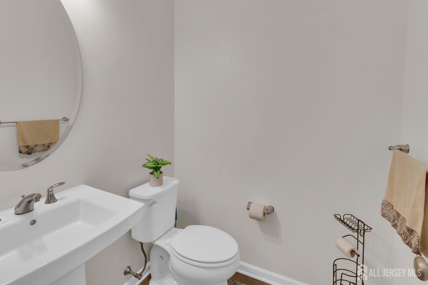 29 Beachwood Drive Monroe NJ 08831