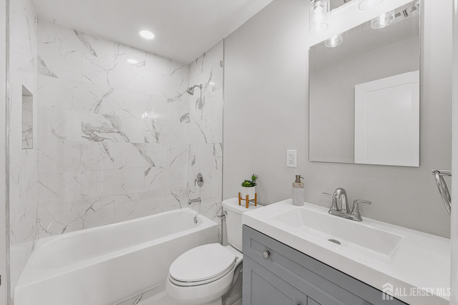 1221 Charter Street Piscataway NJ 08854