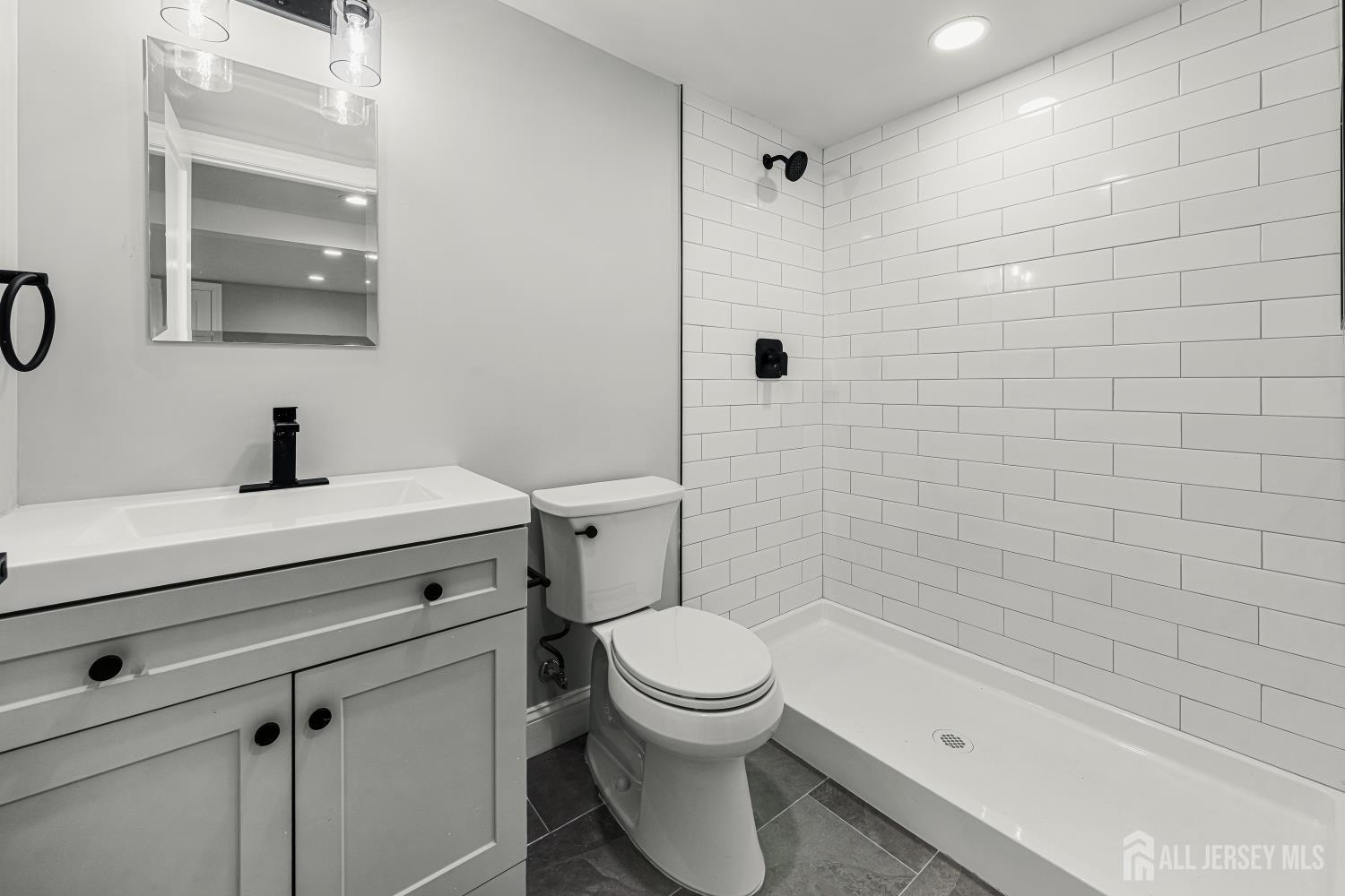 1221 Charter Street Piscataway NJ 08854