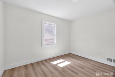 414 S Pine Avenue S Sayreville NJ 08879