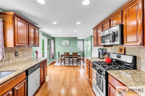 11 Donna Street East Brunswick NJ 08816