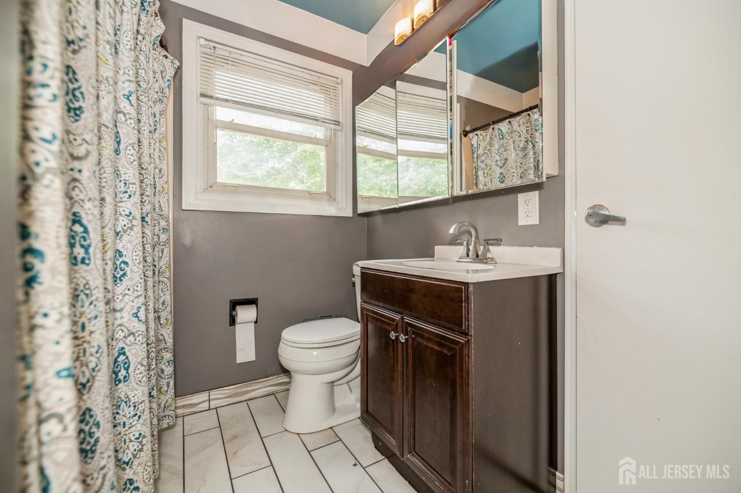 28 Price Drive Edison NJ 08817