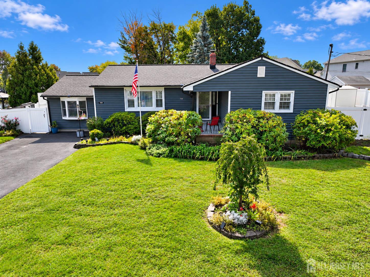 166 Burlington Avenue Spotswood NJ 08884