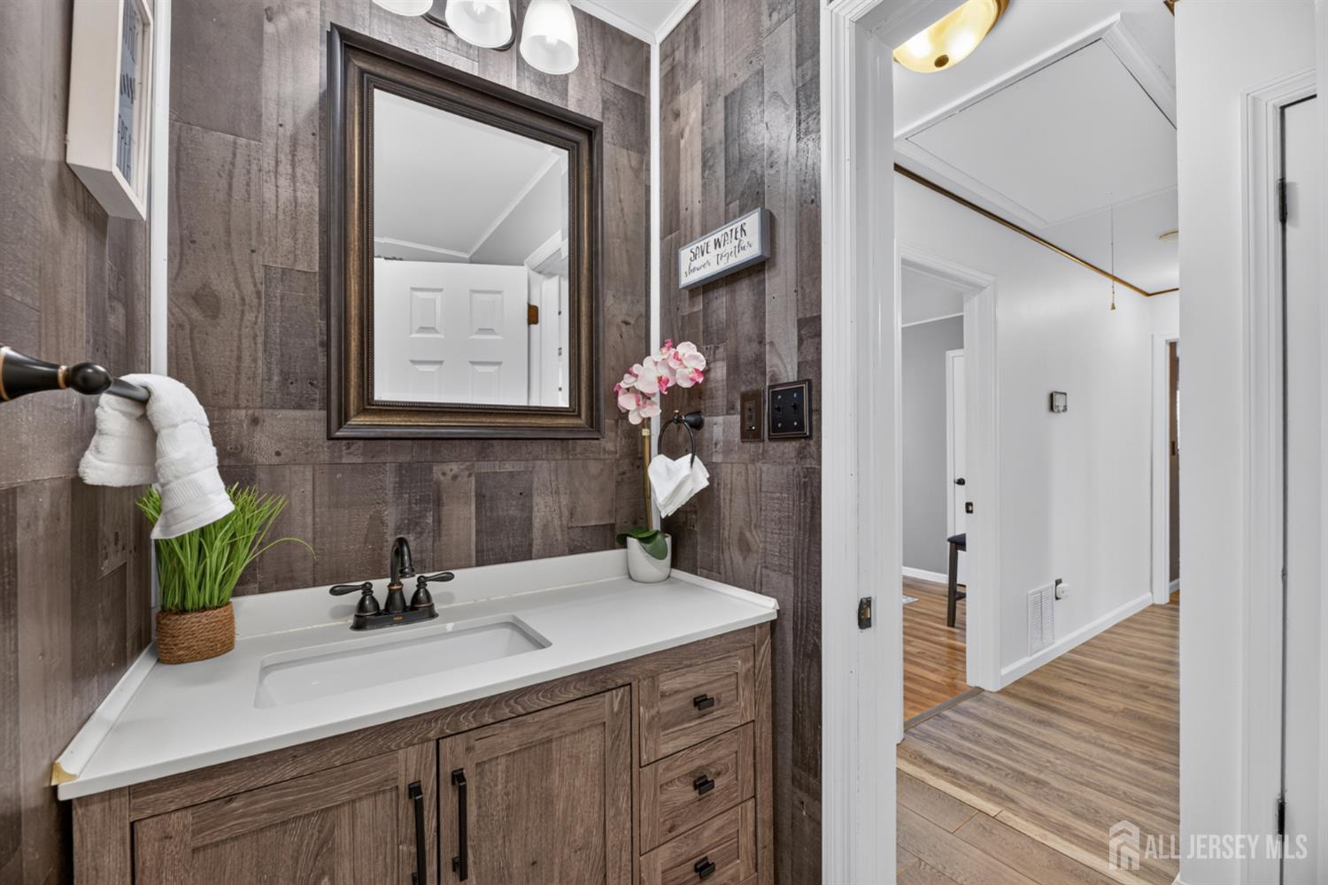 166 Burlington Avenue Spotswood NJ 08884