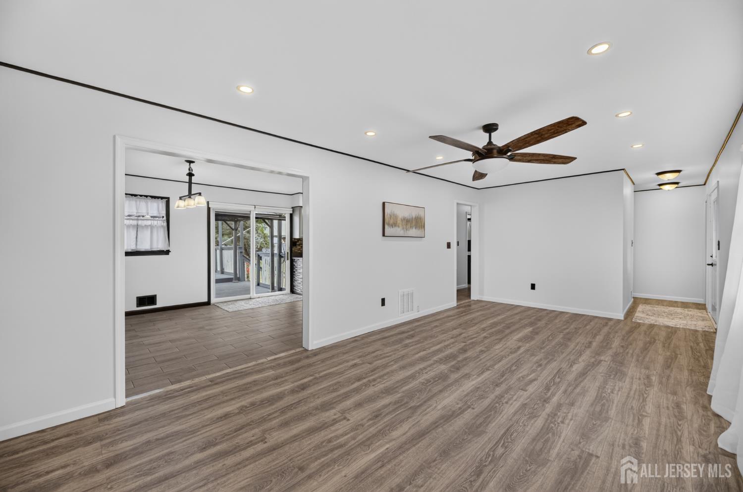 166 Burlington Avenue Spotswood NJ 08884