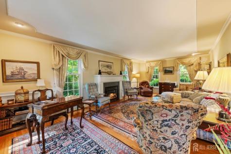 11 Beechtree Lane Plainsboro NJ 08536