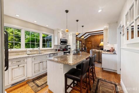 11 Beechtree Lane Plainsboro NJ 08536