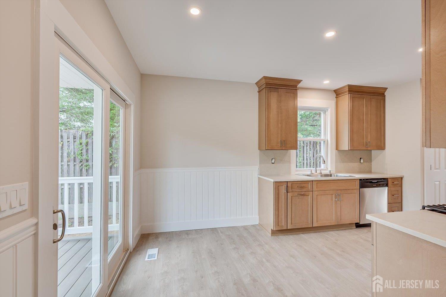 8 Fox Road Edison NJ 08817