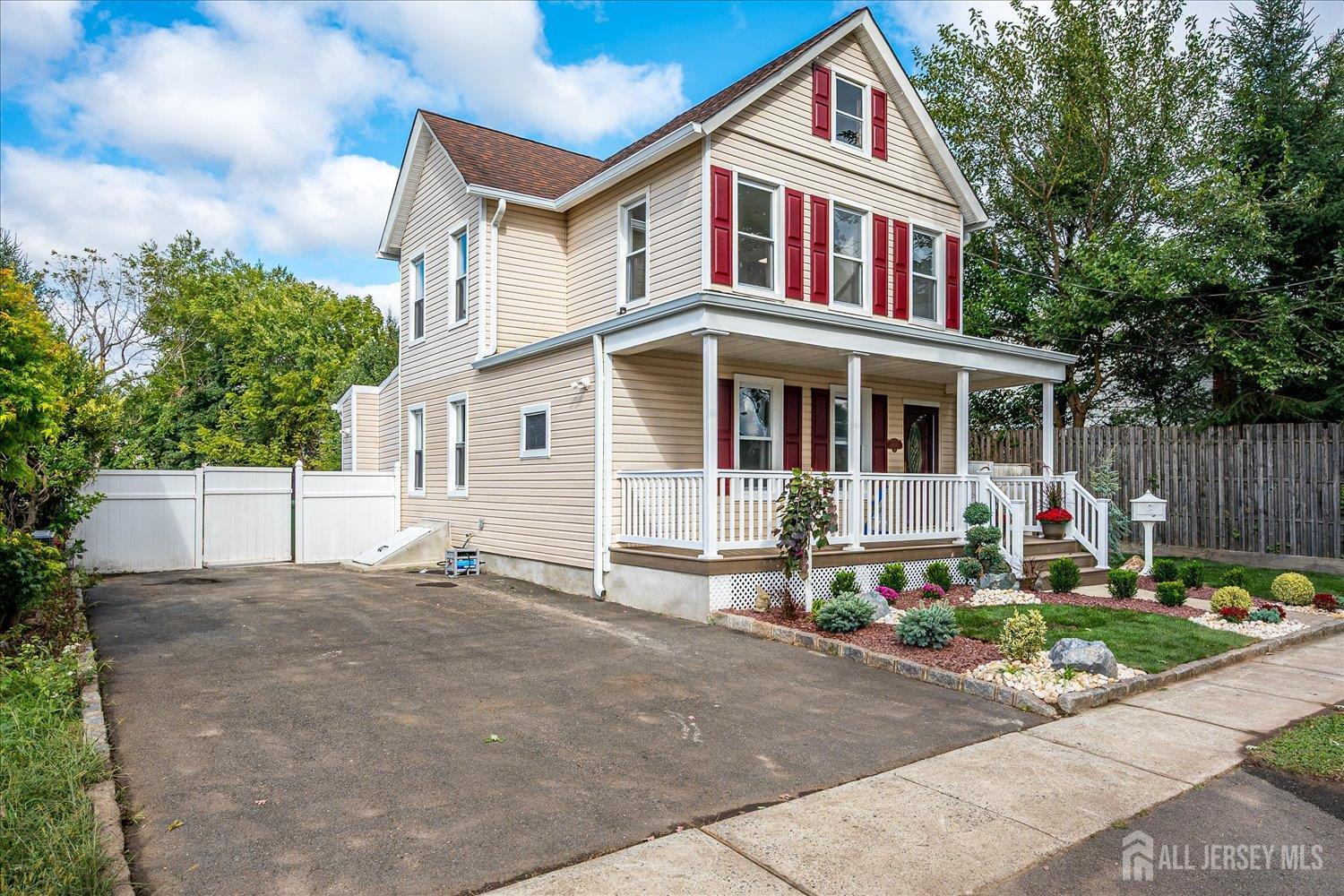 8 Fox Road Edison NJ 08817