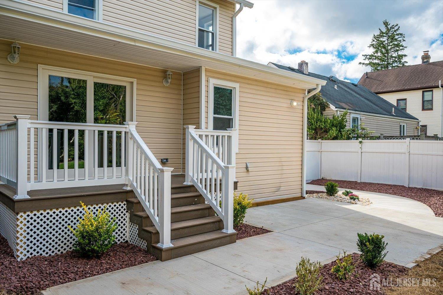 8 Fox Road Edison NJ 08817