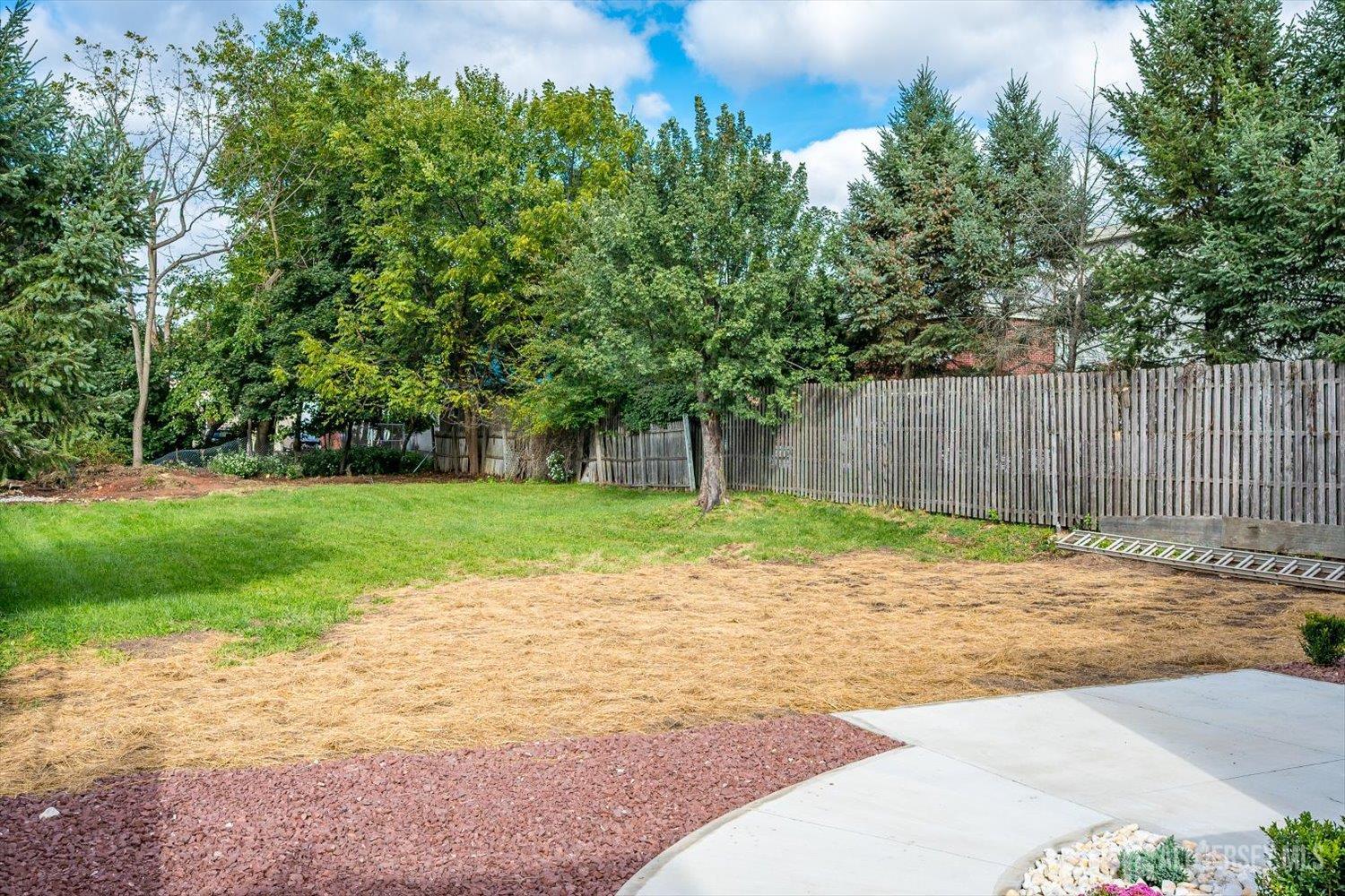 8 Fox Road Edison NJ 08817
