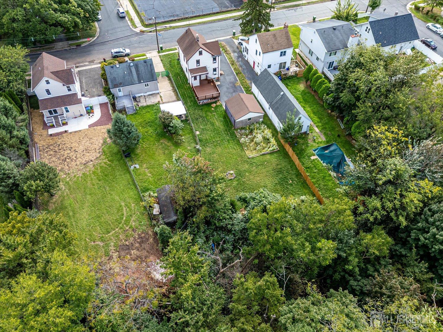 8 Fox Road Edison NJ 08817