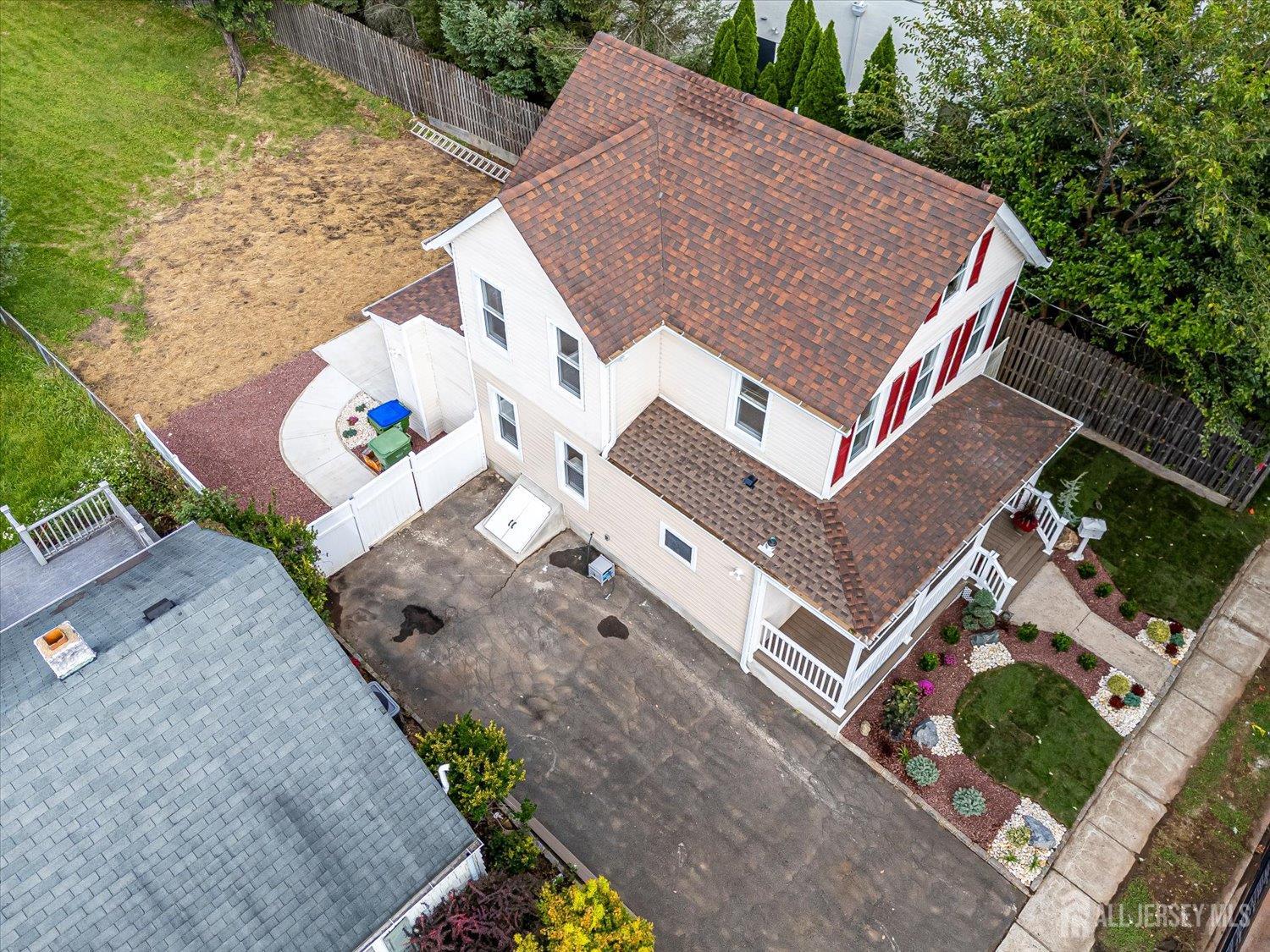 8 Fox Road Edison NJ 08817