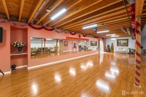 5 Bouvier Lane South Brunswick NJ 08816