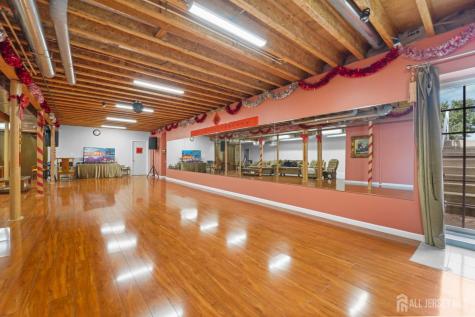 5 Bouvier Lane South Brunswick NJ 08816