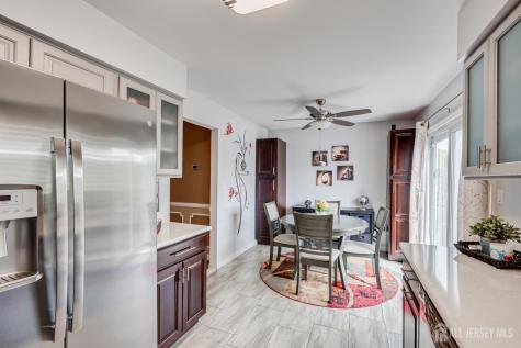 87 Brookview Circle Jamesburg NJ 08831