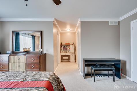 87 Brookview Circle Jamesburg NJ 08831