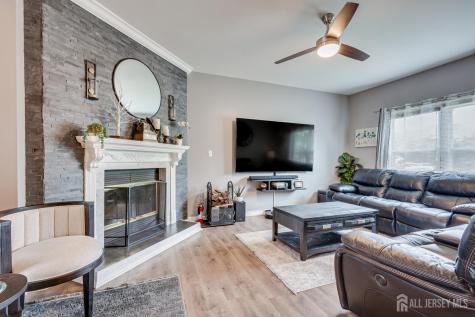 87 Brookview Circle Jamesburg NJ 08831