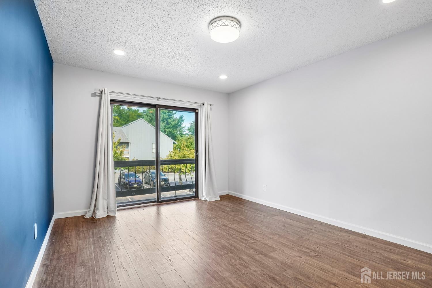 47 Linda Lane Edison NJ 08820