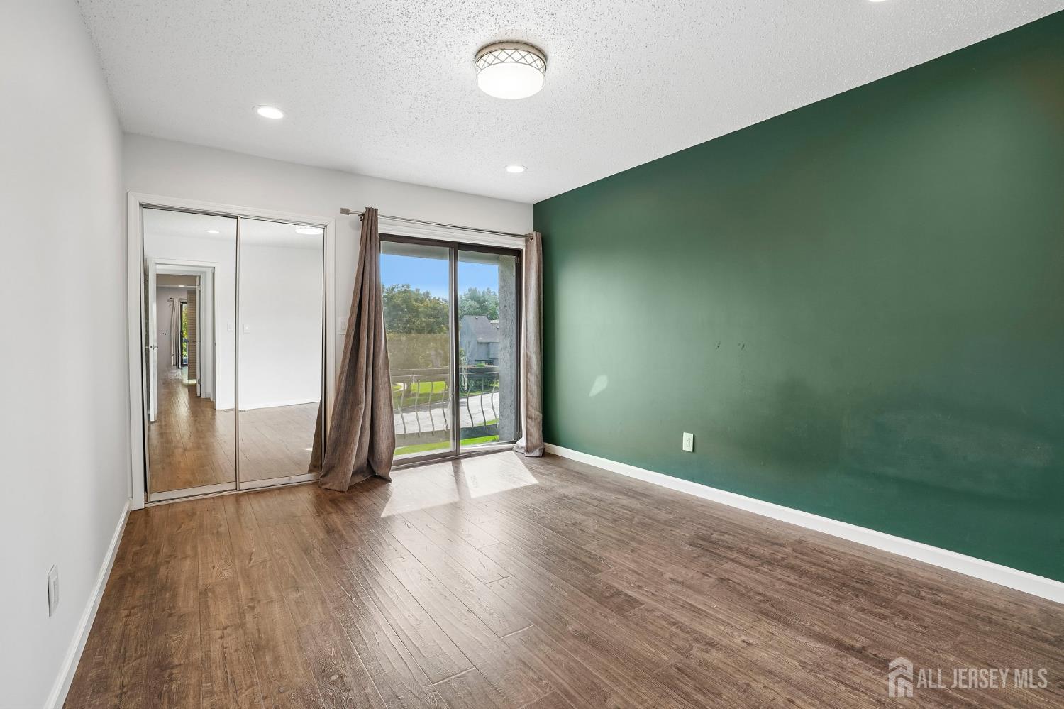 47 Linda Lane Edison NJ 08820