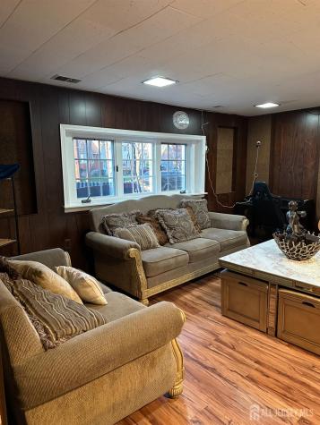 134 Benart Place Middlesex NJ 08846