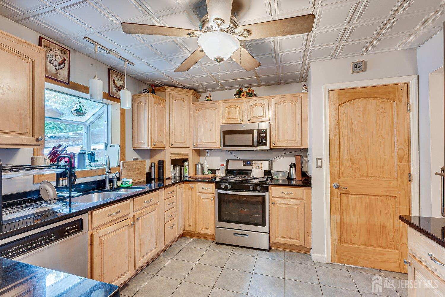 18 Starlit Drive Middlesex NJ 08846