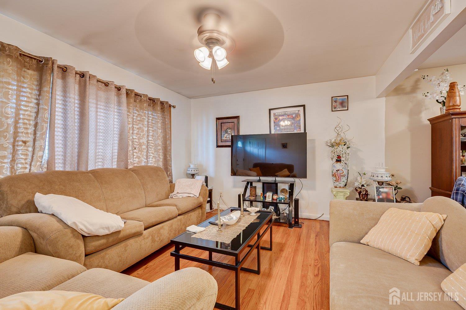 18 Starlit Drive Middlesex NJ 08846